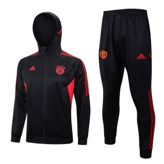 Felpa Cappuccio Bayern Monaco 2023/24 Nero Felpa Cappuccio Bayern Monaco 2023/24 Nero