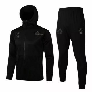 adidas Giacca Cappuccio Real Madrid 2021/22 Nero adidas Giacca Cappuccio Real Madrid 2021/22 Nero